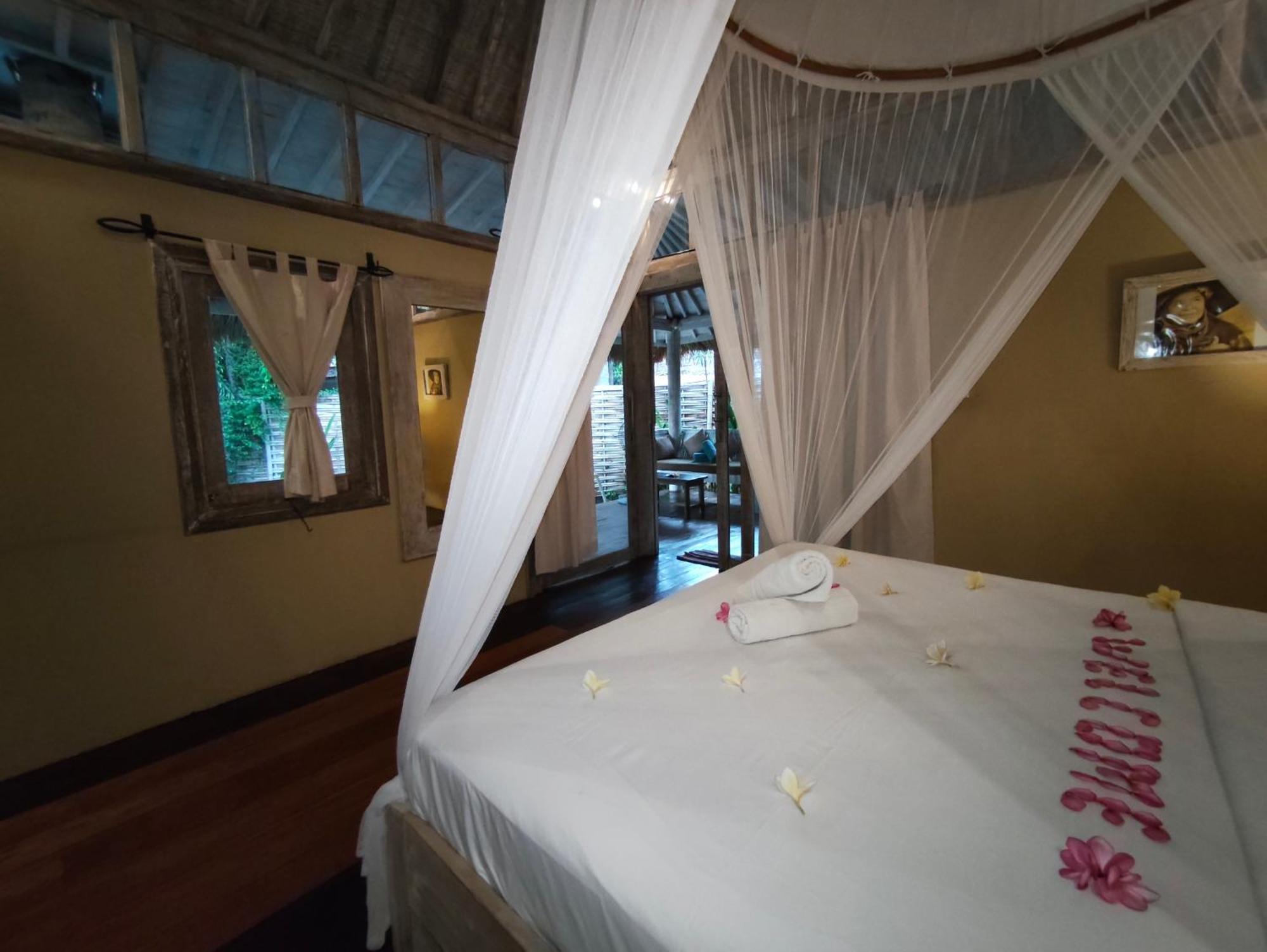 Villa Ibu Gili Trawangan Exterior photo