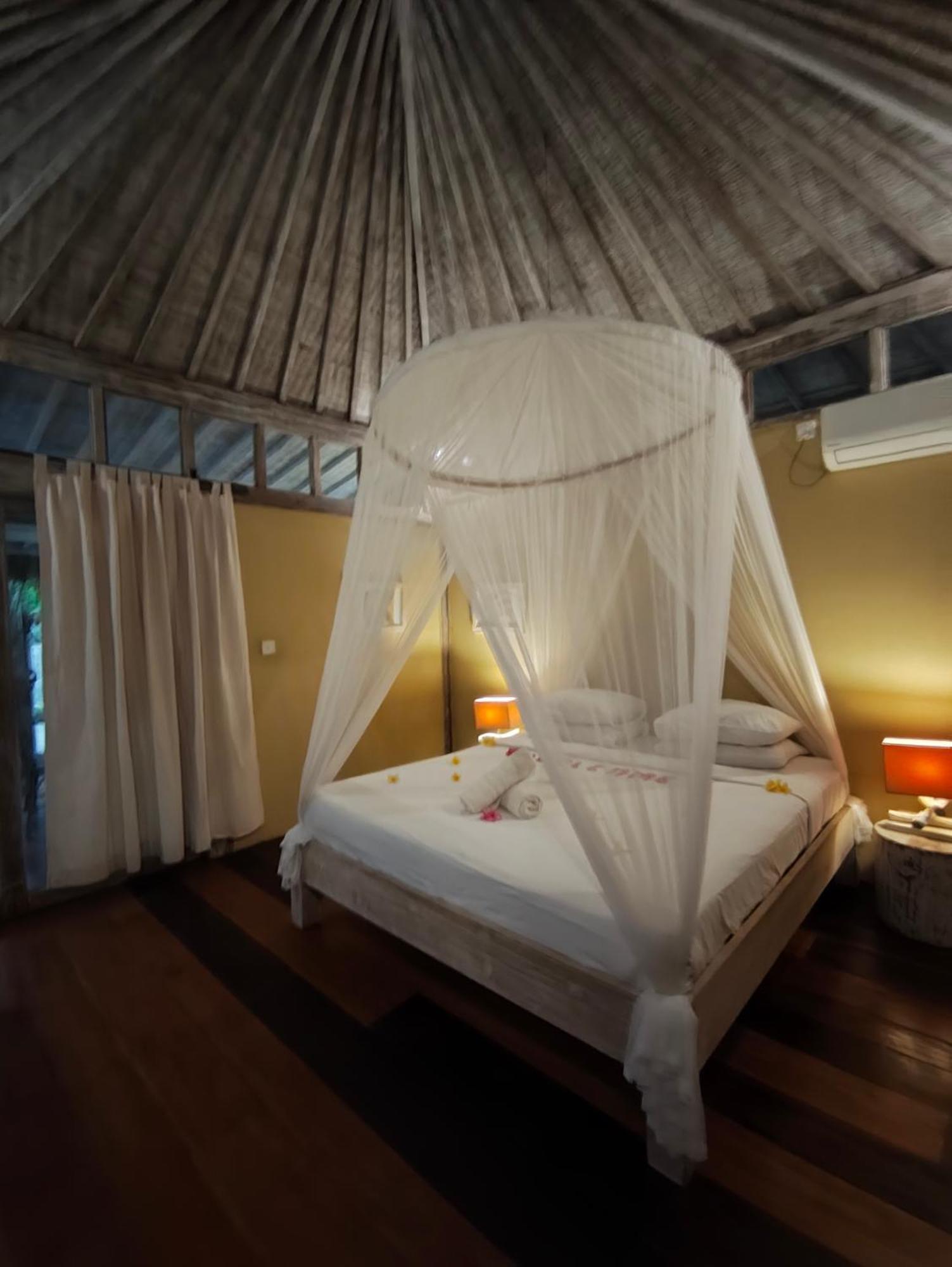 Villa Ibu Gili Trawangan Exterior photo