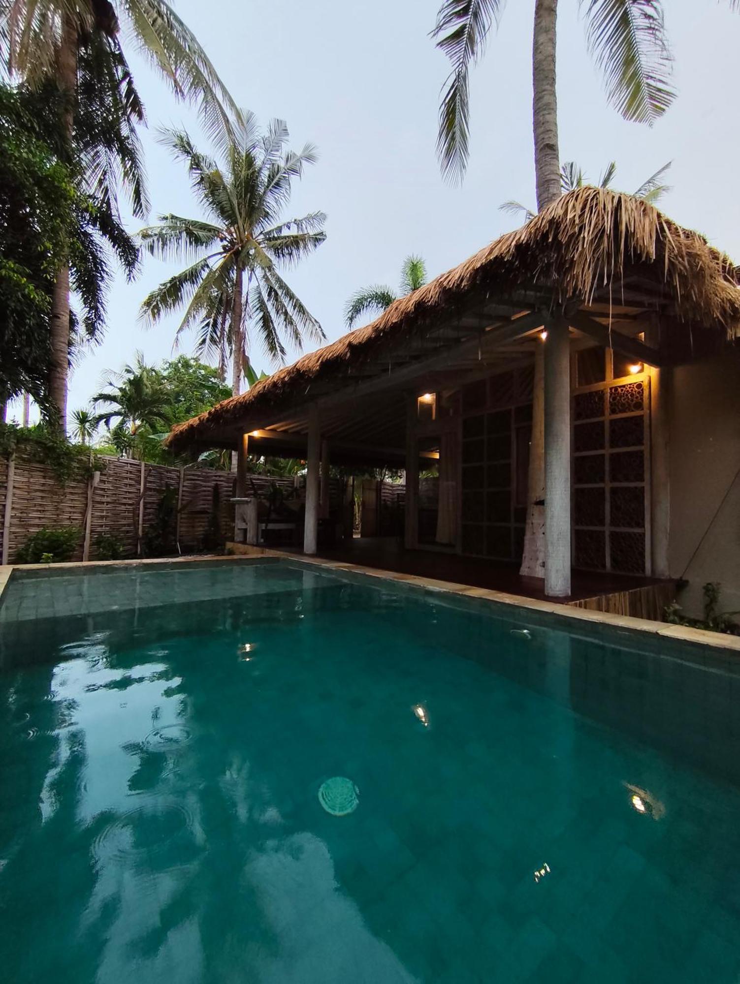 Villa Ibu Gili Trawangan Exterior photo